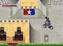 Screenshot of Mat Hoffman's Pro BMX 2 (U)